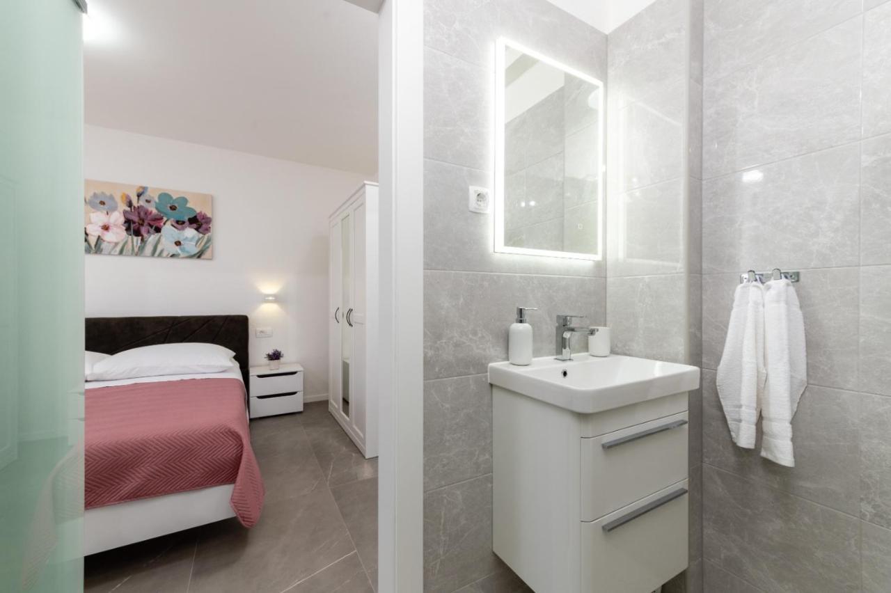 Apartment Vuletin Kastela Dış mekan fotoğraf